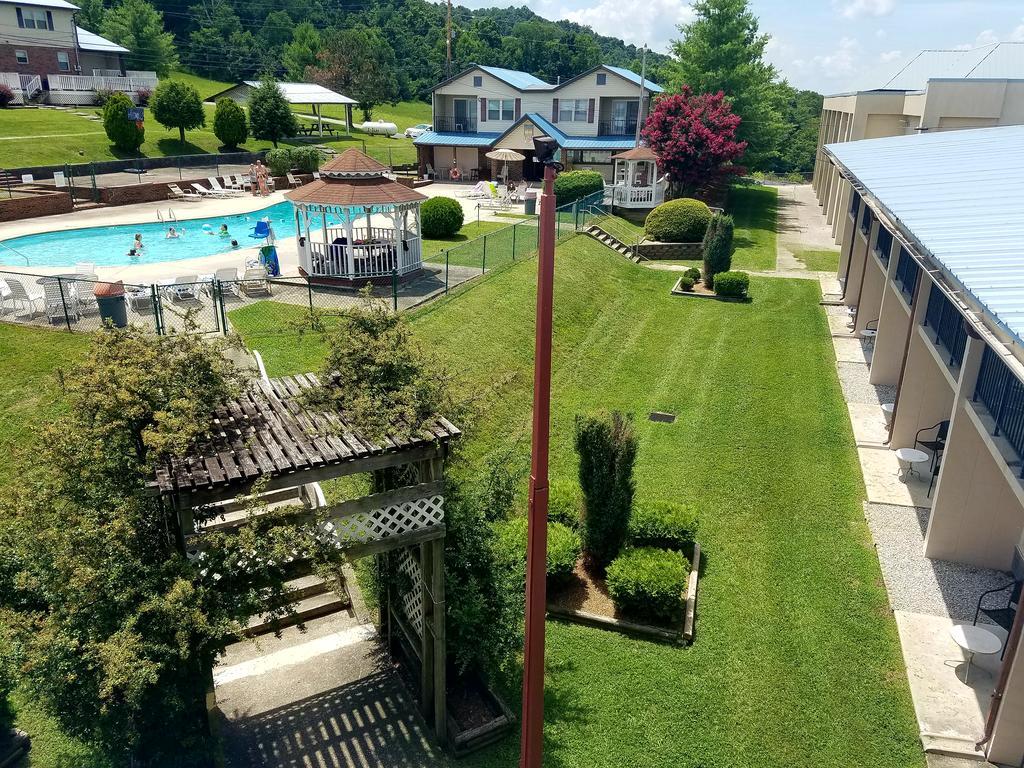 Baymont By Wyndham Cookeville Extérieur photo