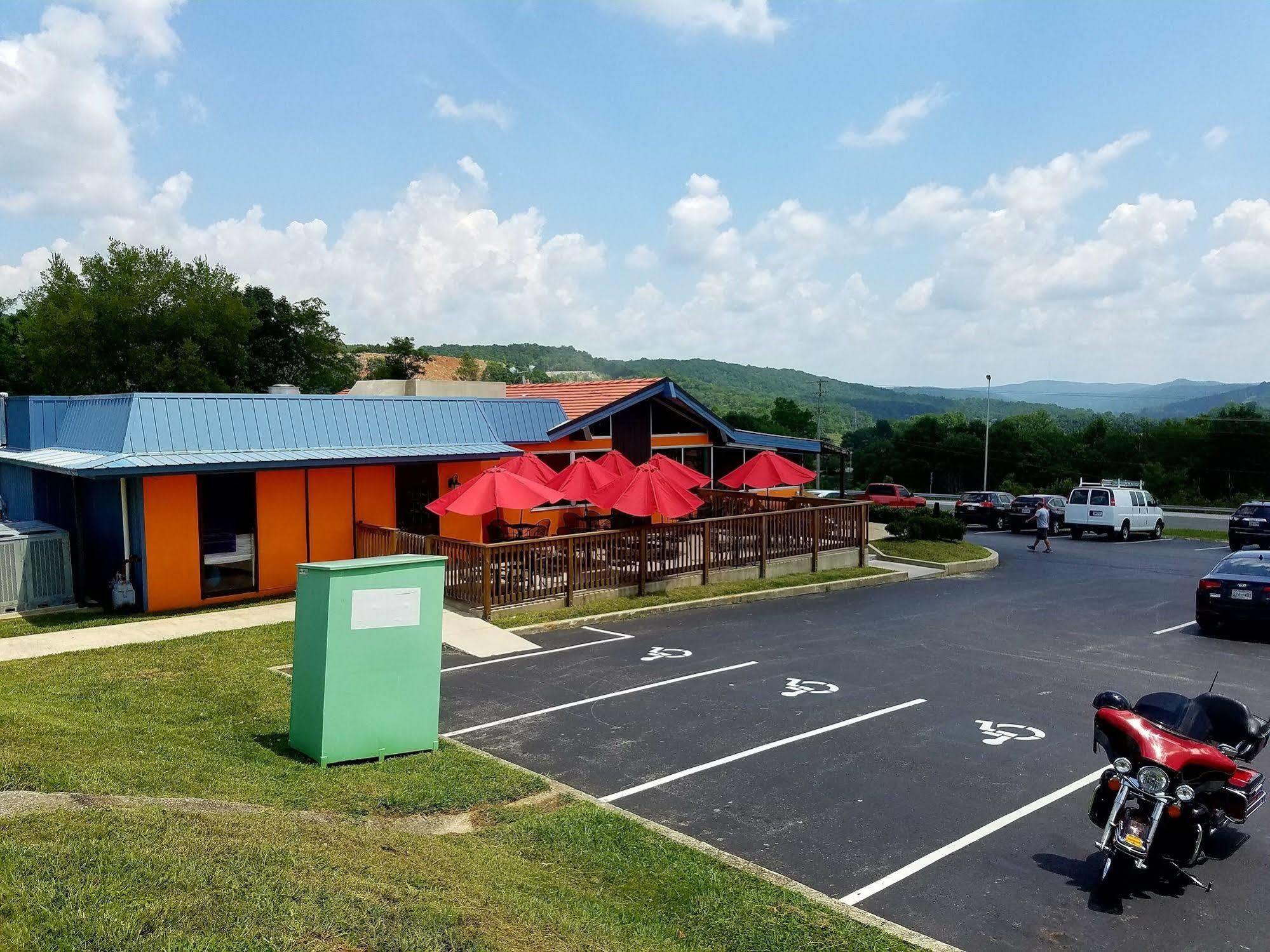 Baymont By Wyndham Cookeville Extérieur photo