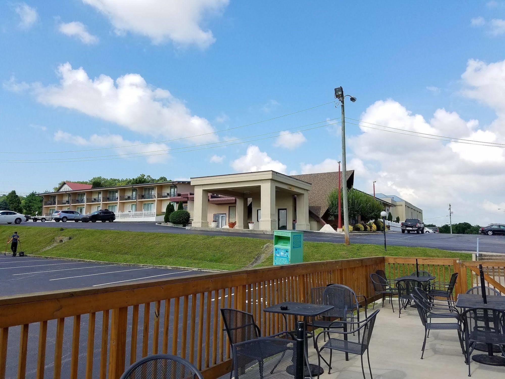 Baymont By Wyndham Cookeville Extérieur photo