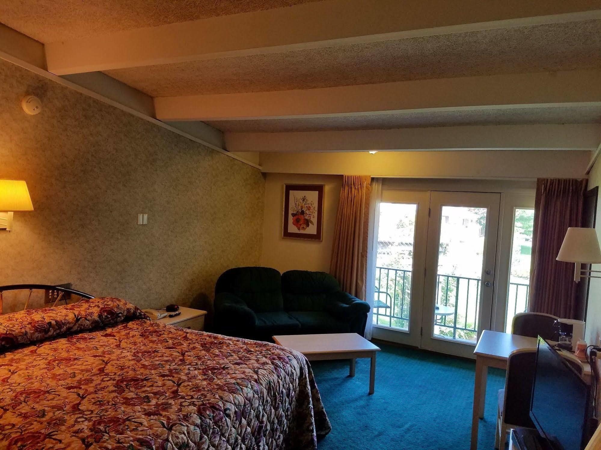 Baymont By Wyndham Cookeville Extérieur photo
