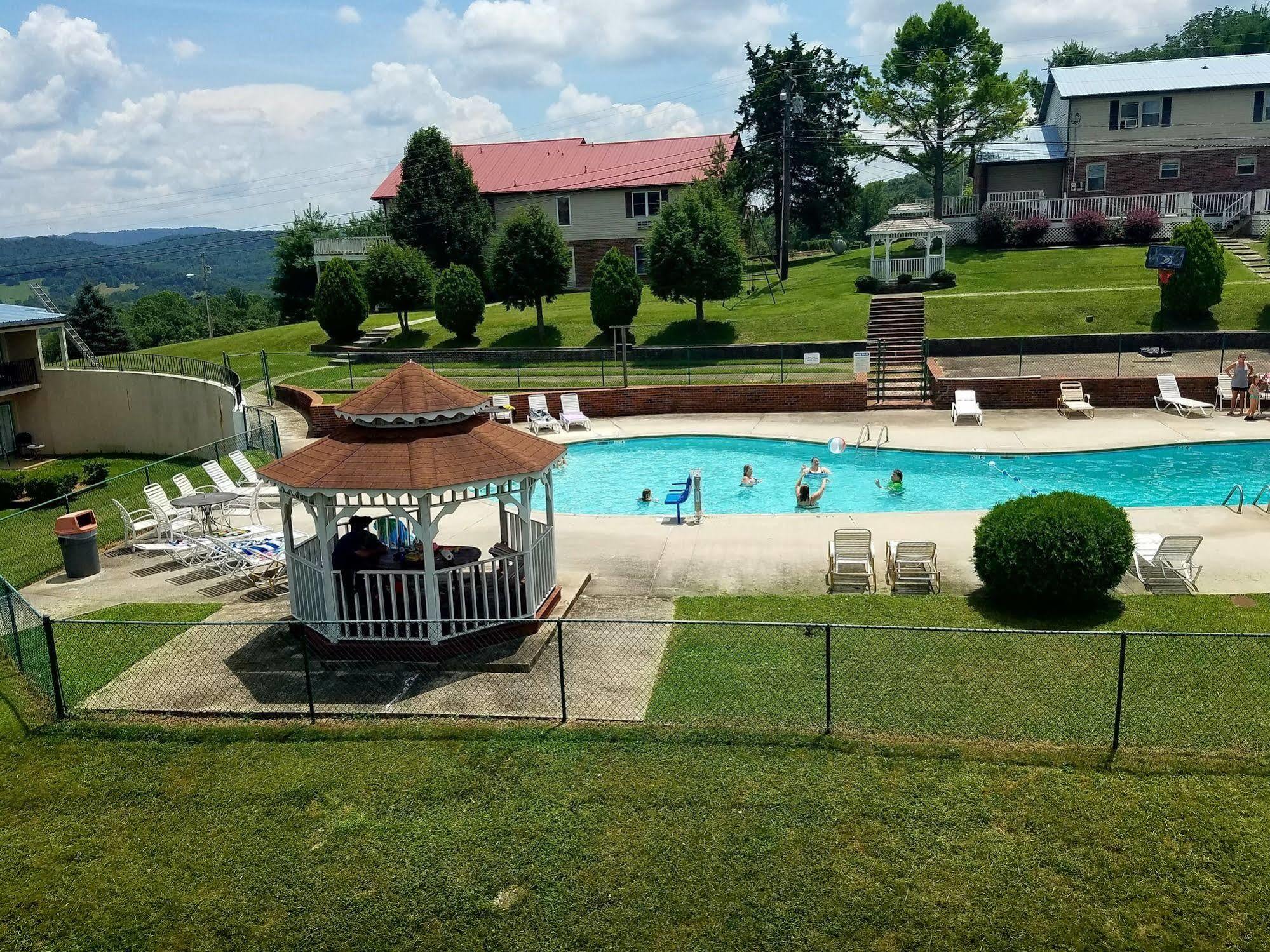 Baymont By Wyndham Cookeville Extérieur photo